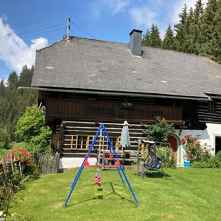 Semesterbostad Altes *